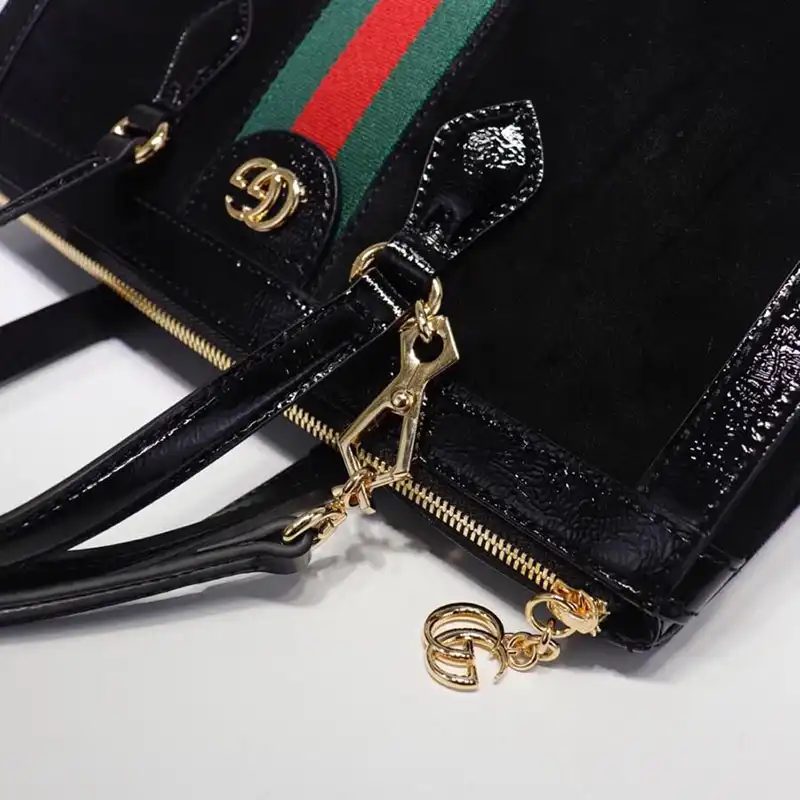 G*u*i brand handbags large totes 1904g0069