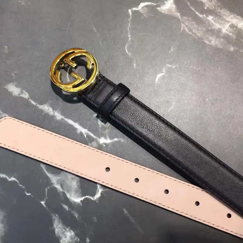 G*u*i s belte 1905bl0157