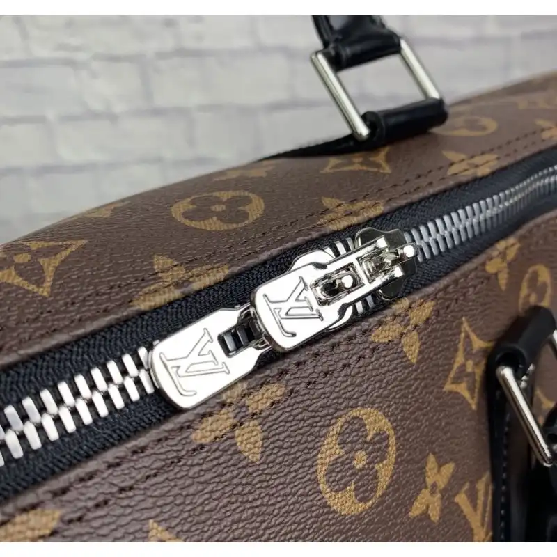 LV Bags 1911B570010