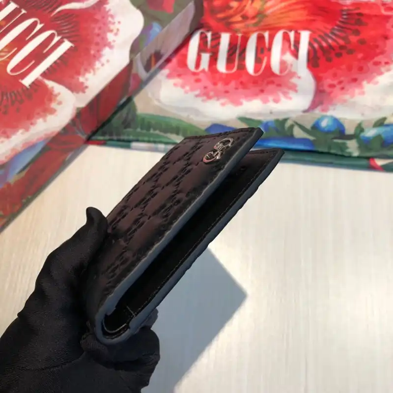 G*u*i bags 20guc0120