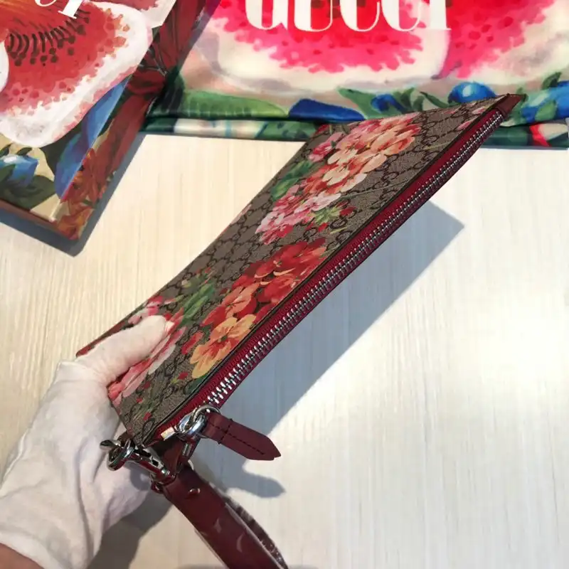 G*u*i bags 20guc0228