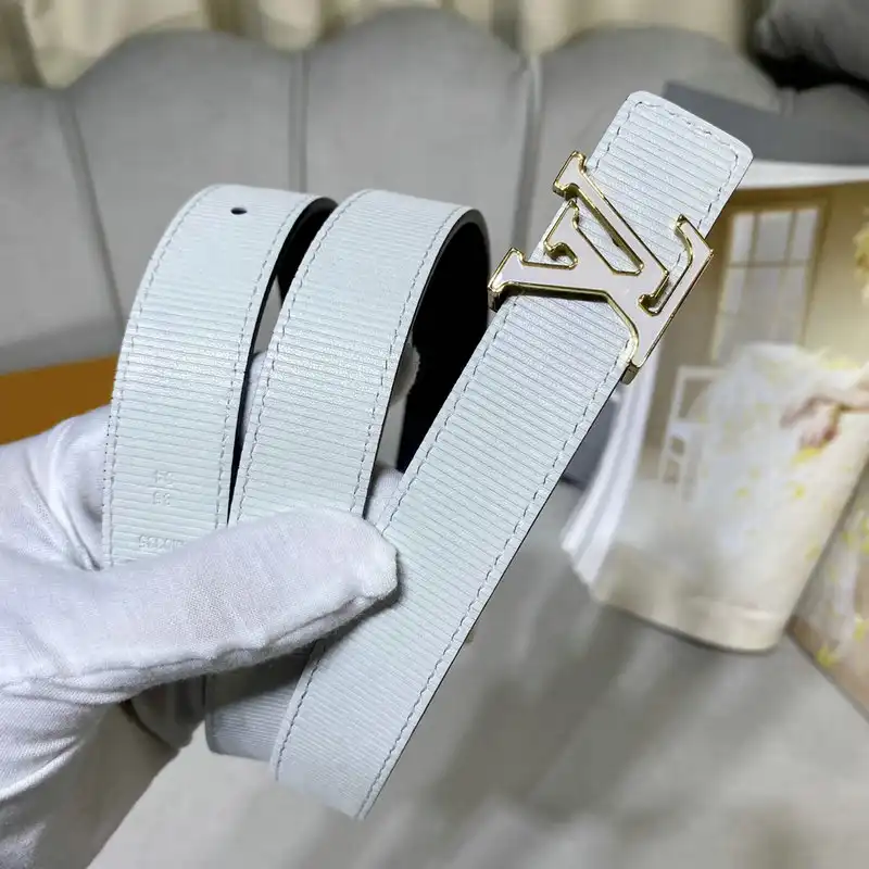 LV Belts 2101SH0100