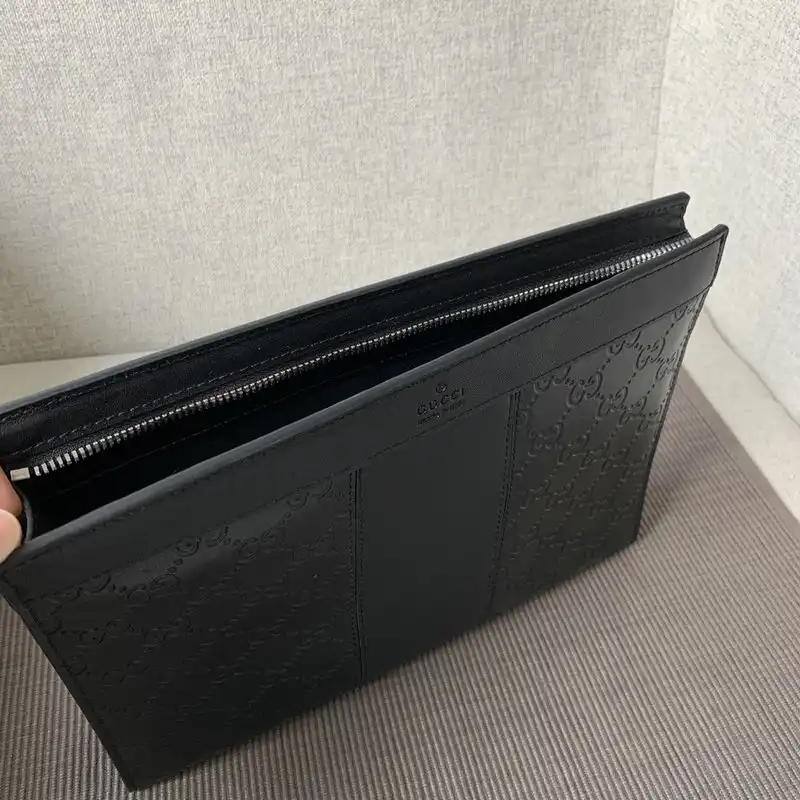 G*u*i bags 2104dj0111