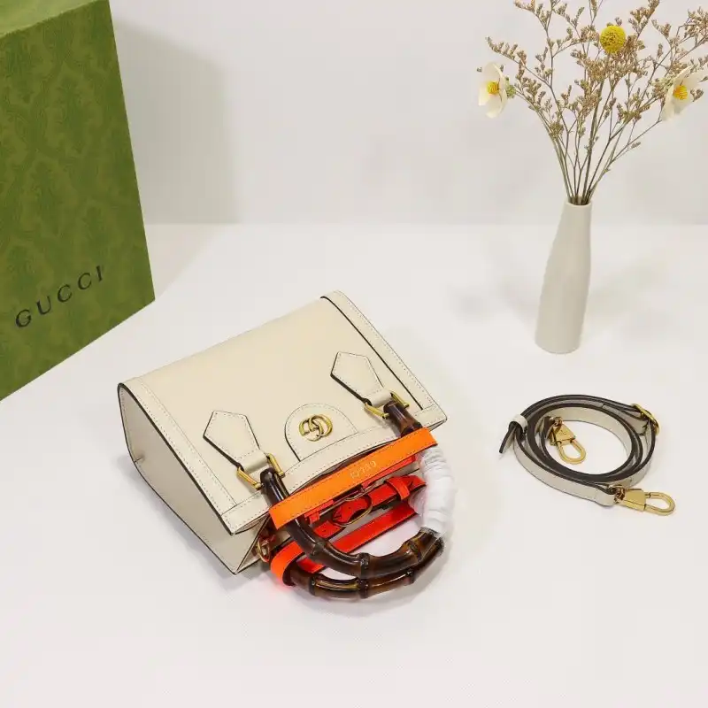 G*u*i s bags 2108dj0044