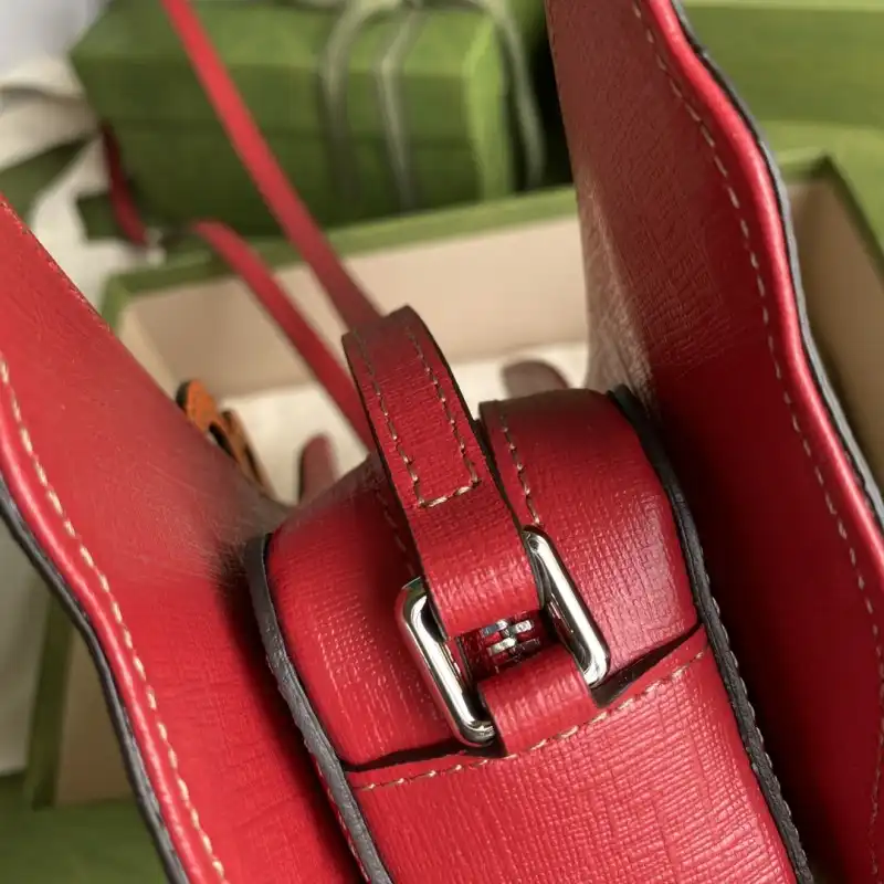 G*u*i s bags 2108ya0001