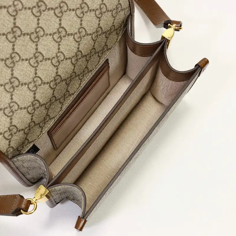 G*u*i bags 2109dj0023