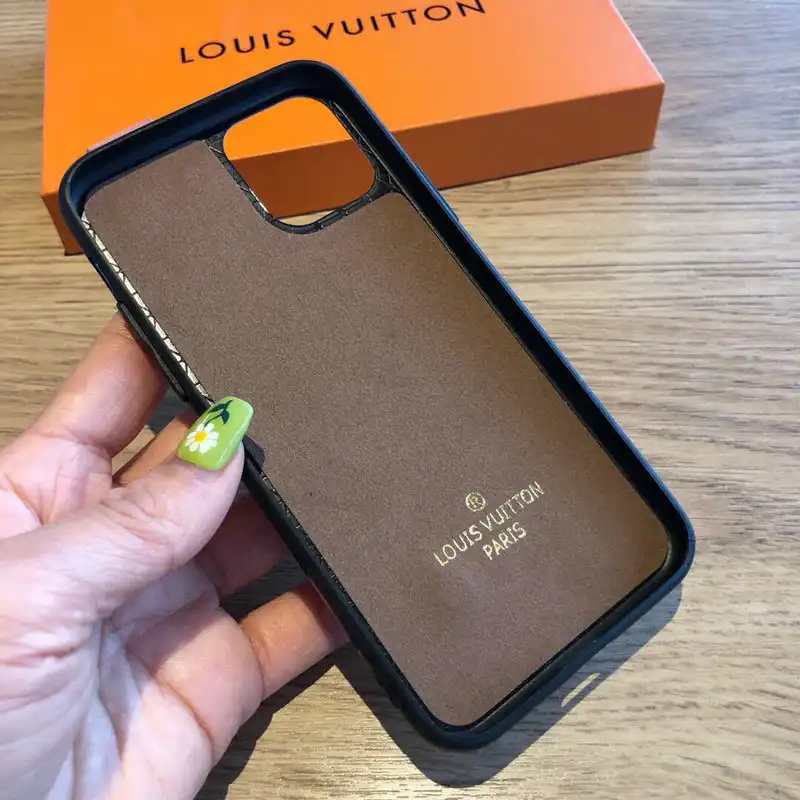 ORNAMENTS Ornaments 2111WH0517