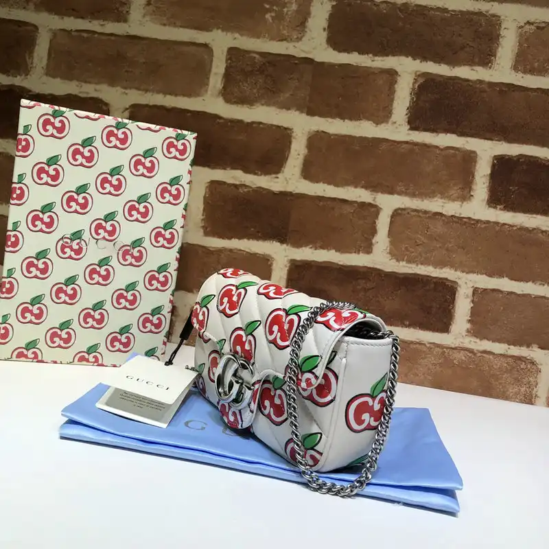 G*u*i bags 2111ya0006