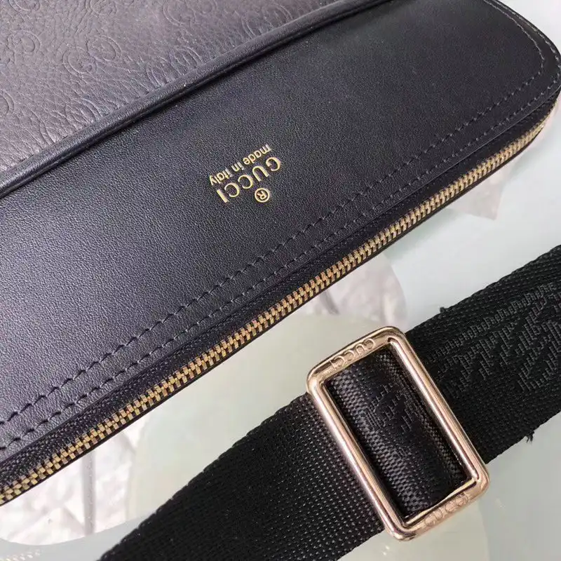 G*u*i bags 2111yz0054