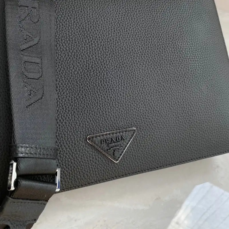Prada Bag 2112YZ0071