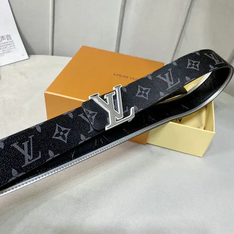 LV Belts 2201XA0052