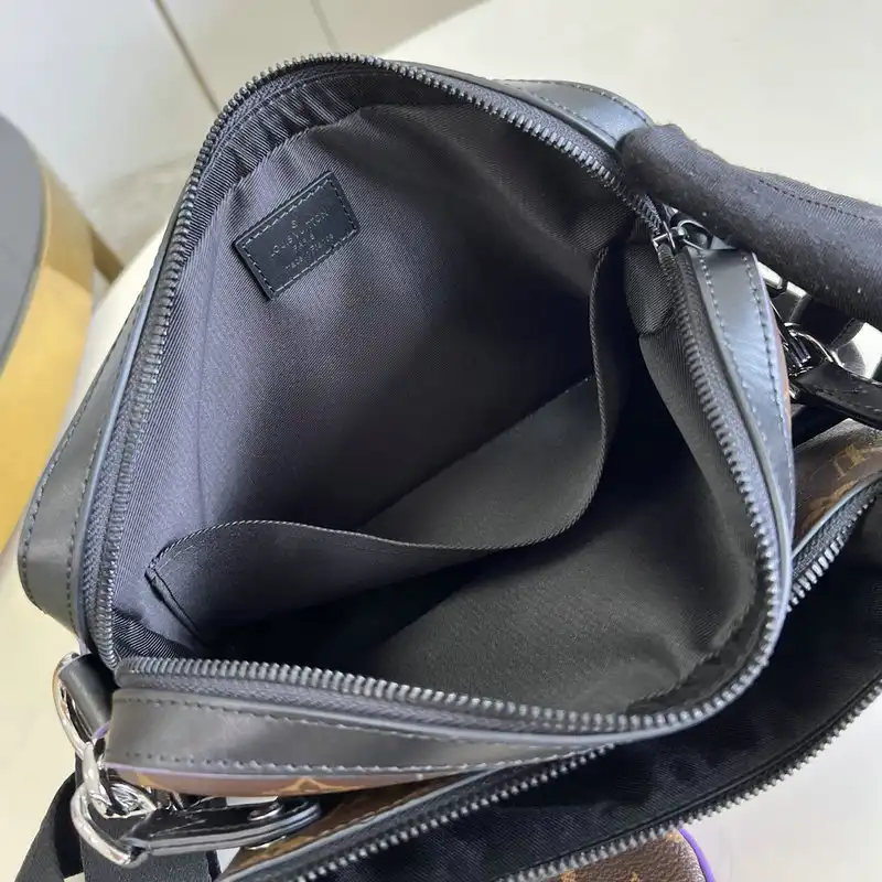 LV Bag 2208YA0040
