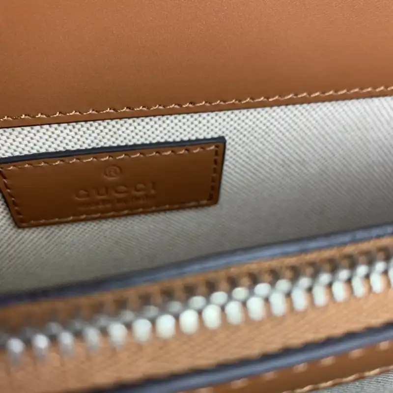 G*u*i bag 2210ya0138