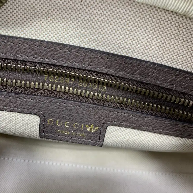 G*u*i bag 2210ya0144