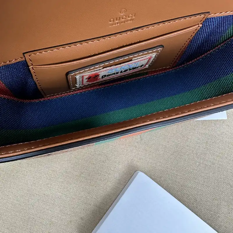 G*u*i bag 2304ya0138