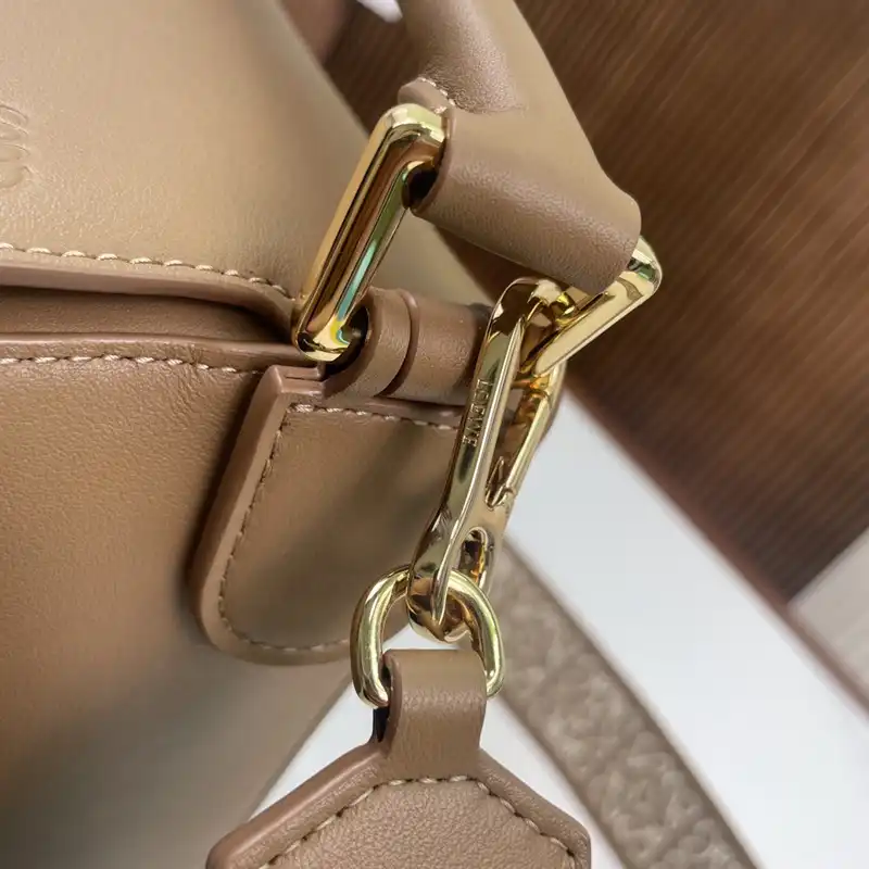 Loewe Bag 2309YA0135