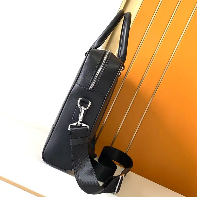 G*u*i bags 2404ya0001