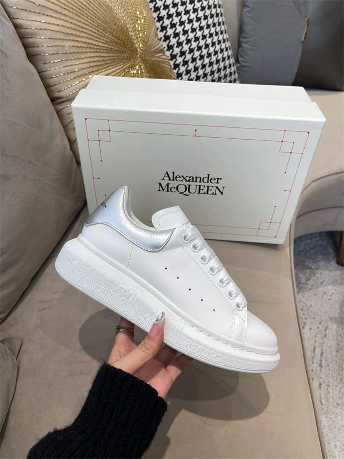 Alexander McQueen Oversized FlexibleFit 2589