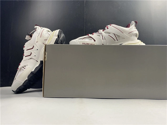 BLCG TRACK SNEAKER 542023 W3AC1 WrinkleFree 4536