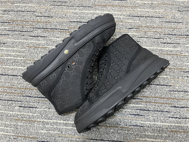 G*u*i high top sneaker efficient 213