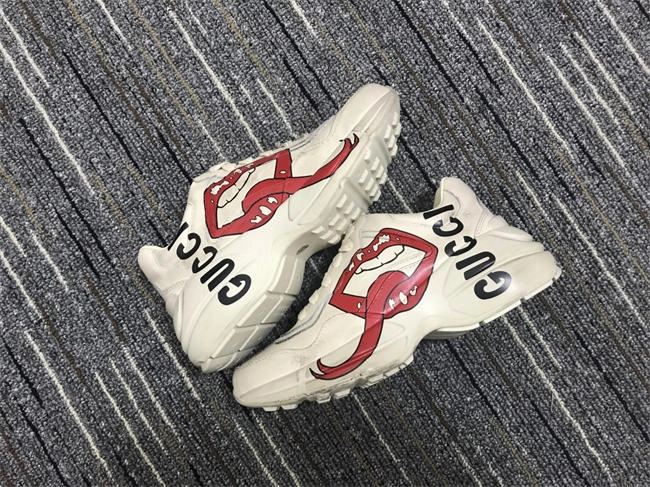 G*u*i rhyton sneaker packable 238