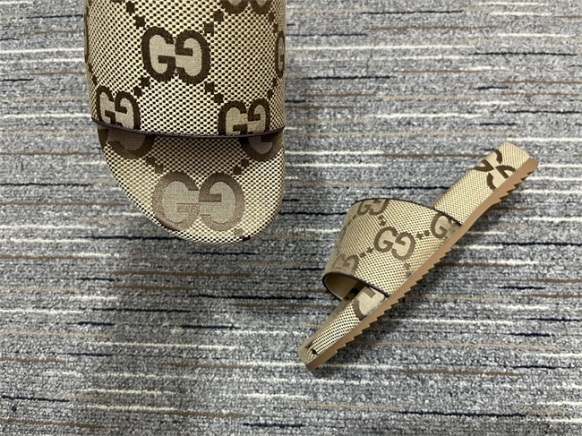 breathable G*u*i slide 408