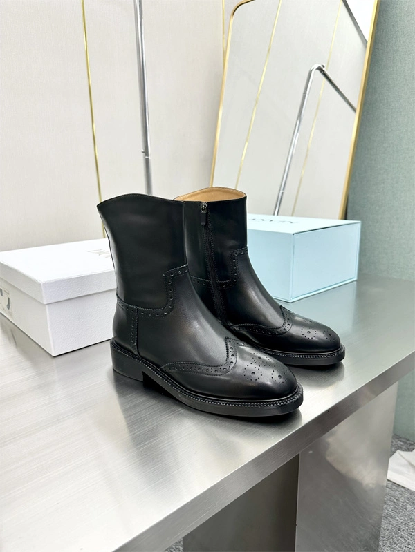 H Boot Sleek 2413