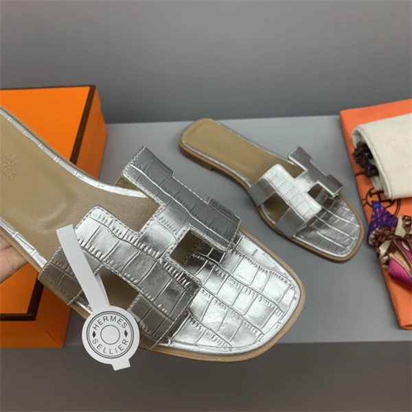 H Slipper Refined 2328