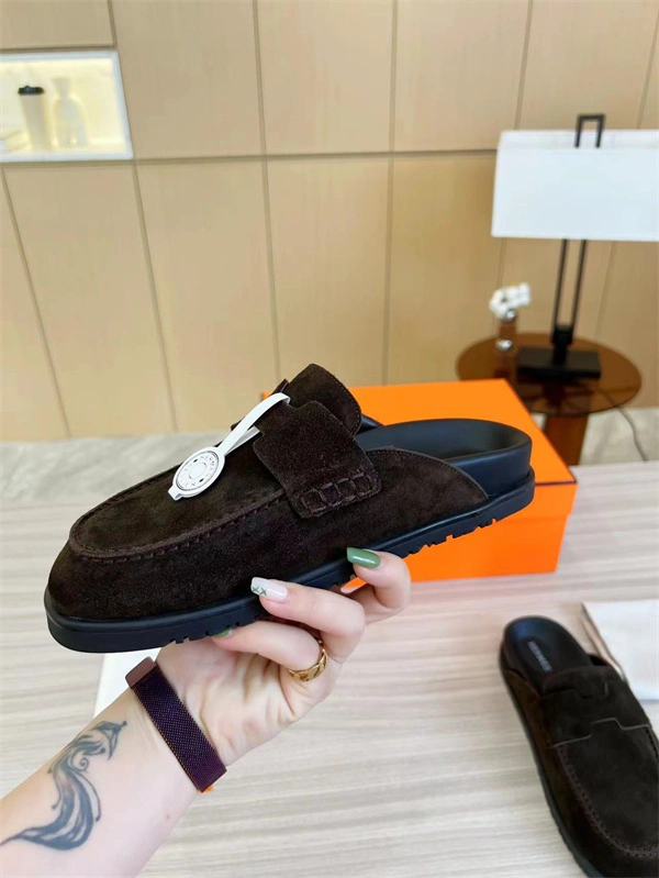 Sustainable H Slipper 2367