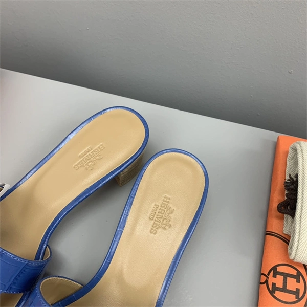 Timeless H Slipper 2385