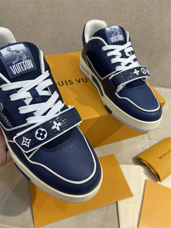 WaterResistant LV 1820