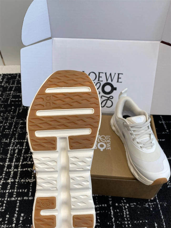 Modern Loewe Sneaker 2451