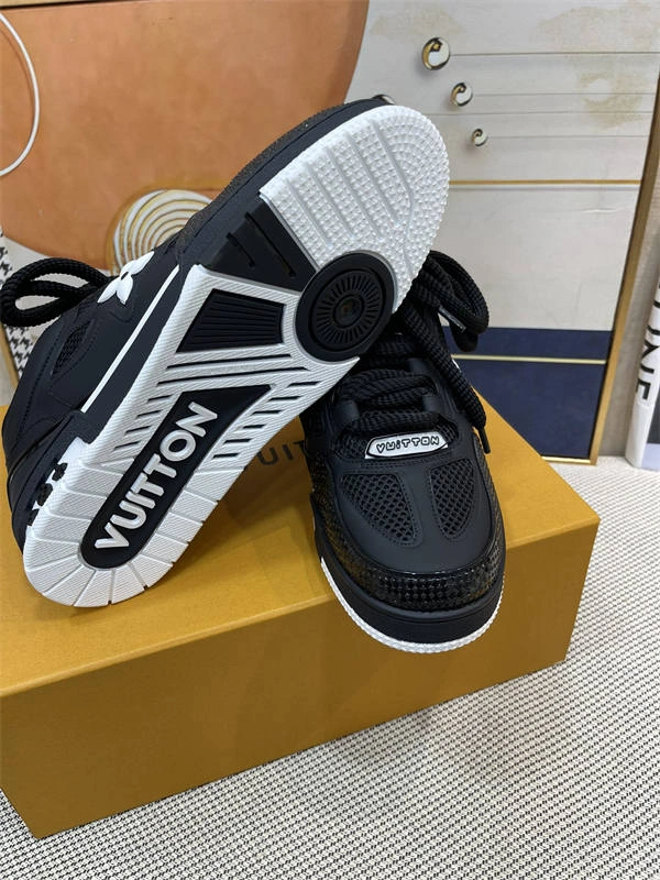 TechFriendly Louis Vuitton 1640