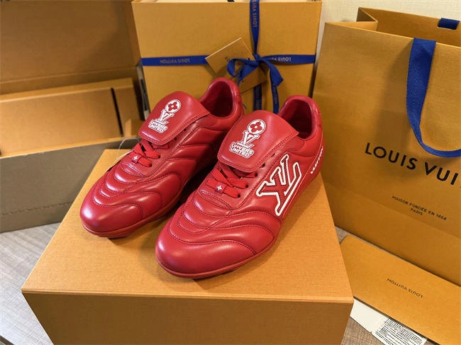 Louis Vuitton Soft 1669