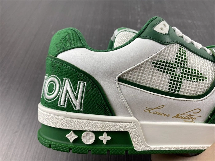 Luis Vitton Trainer Green 1A98V Contemporary 2148