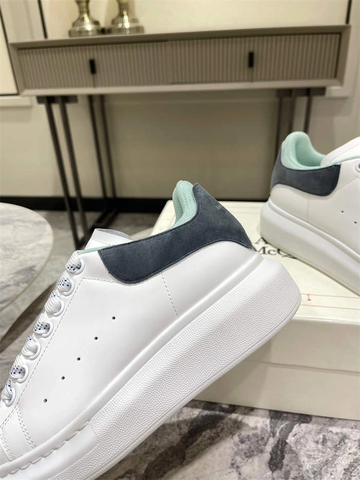 Mc Queen Sustainable 2508