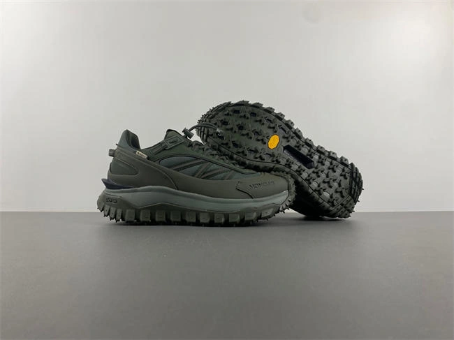 Moncler Army green low Versatile 5932