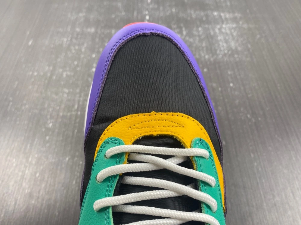 Nike Air Max 1Windbreaker  AO1021- WeatherProof 5173