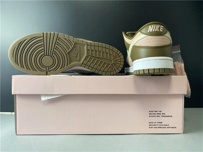 Bright Nike Dunk SB Low Stussy Cherry 304292- 4942