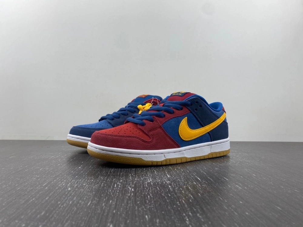 Nike SB Dunk Low Barcelona  DJ0606- Snug 4574
