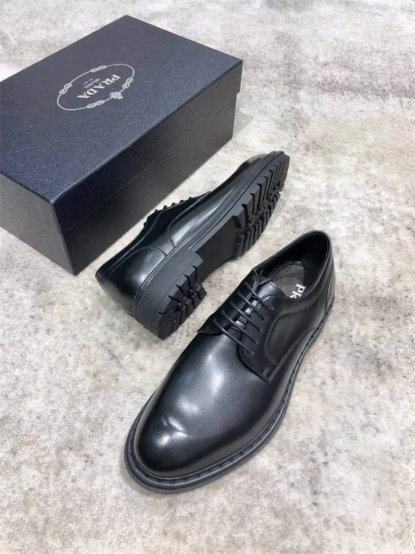 PRADA TimelessDesign 3240