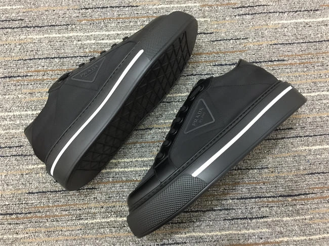 Prada Leather Sneaker Unique 3322