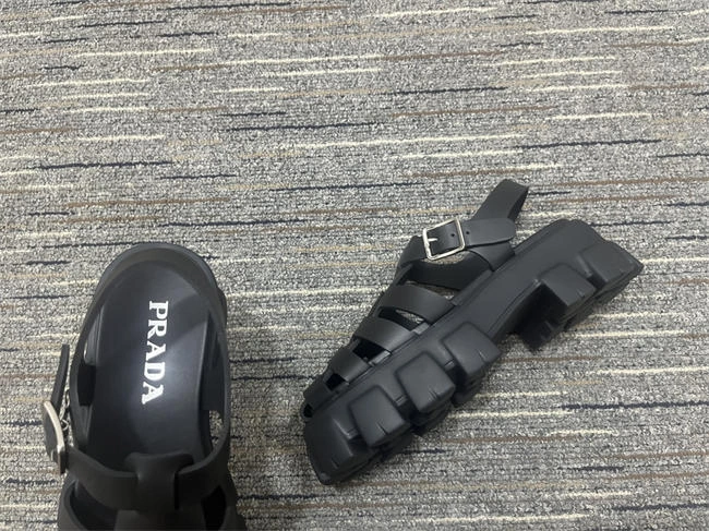 Prada Slipper Supportive 3344