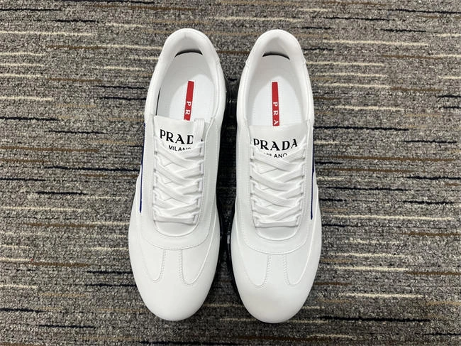 Seasonal Prada Sneaker 3390