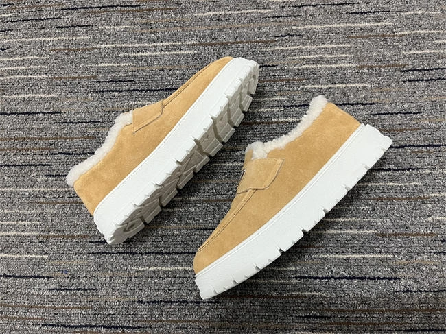 RelaxedFit Prada Sneaker Women 3391